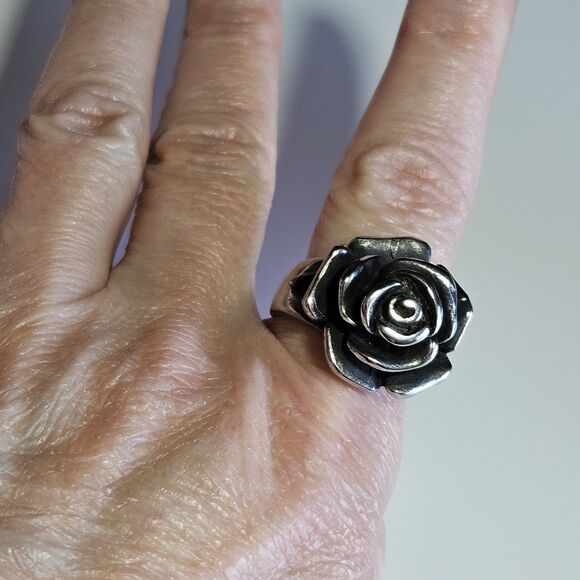 Spikes Stainless Steel Floral Rose Ring Size 8 Silver Tone Three Dimensional - Picture 3 of 12